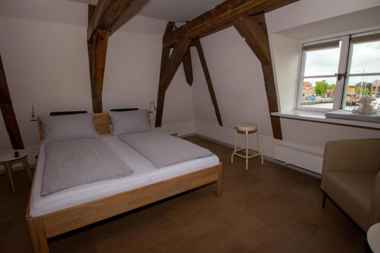 Glückstadt Hotel Das Brueckenhaus מראה חיצוני תמונה